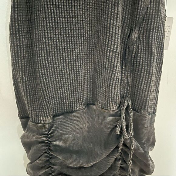 FREE PEOPLE FP ONE Katya Thermal Ruched Mini Dress SZ M NWT Coca Cola - Picture 4 of 12